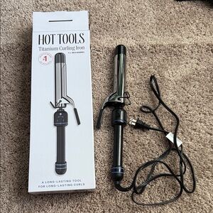 Hot Tools Titanium Curling Iron 1 1/4” barrel